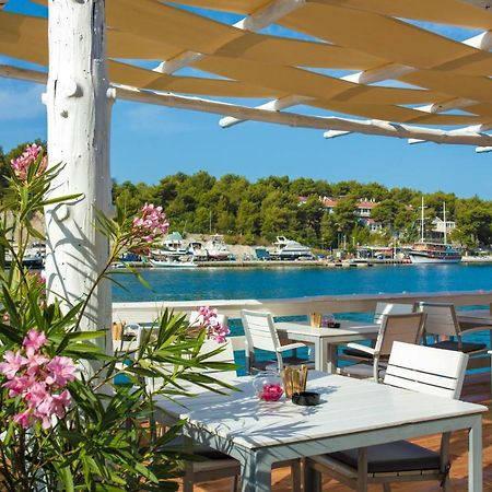 Olife Guesthouse Milna  Kültér fotó
