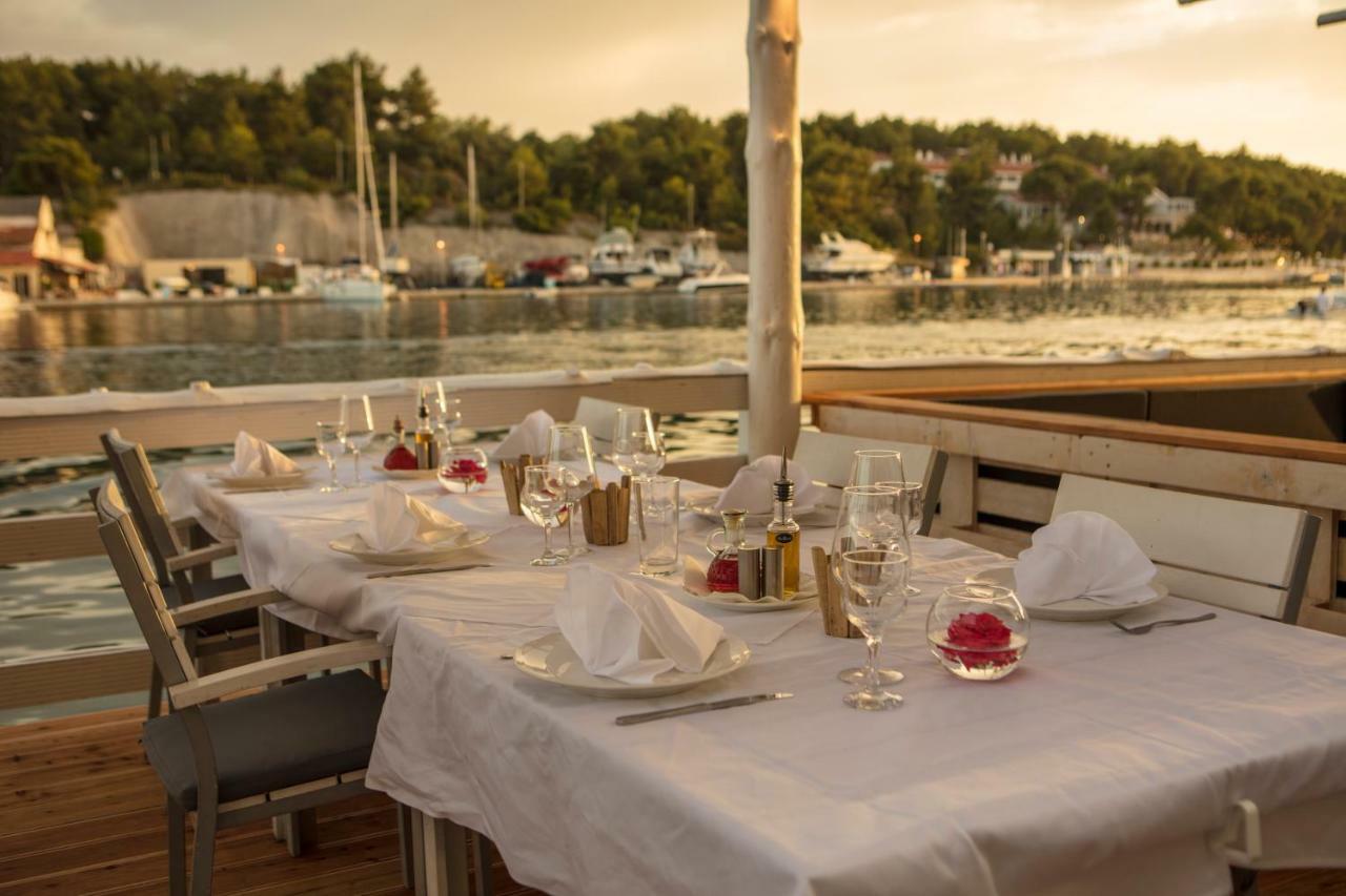 Olife Guesthouse Milna  Kültér fotó