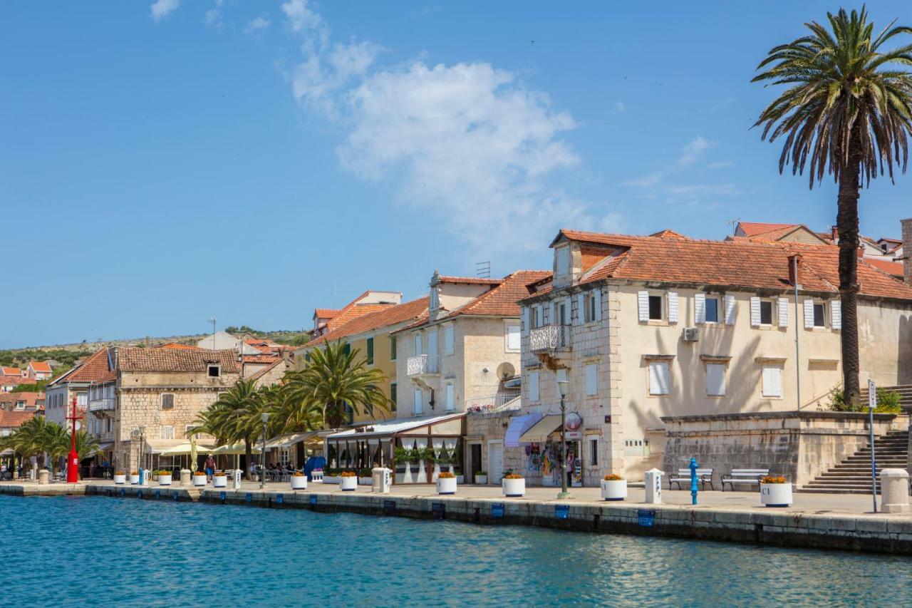 Olife Guesthouse Milna  Kültér fotó